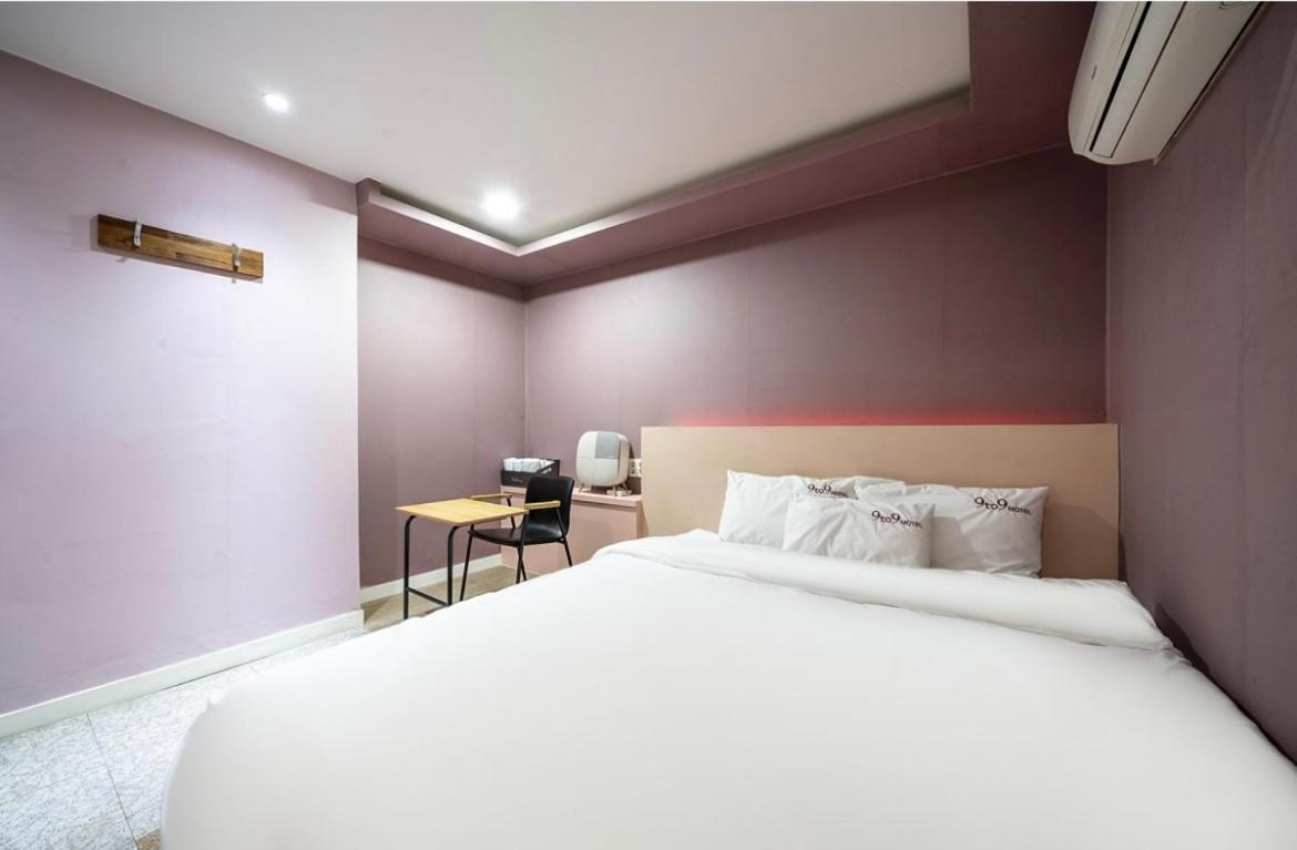 9 To 9 Motel Gimhae Exterior foto